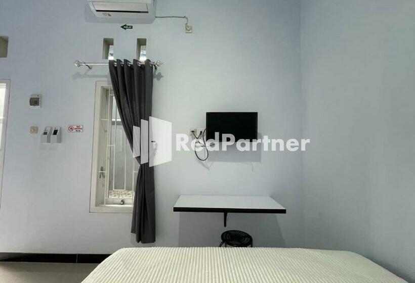 فندق N3 Syariah Near Stasiun Tegal Mitra Reddoorz