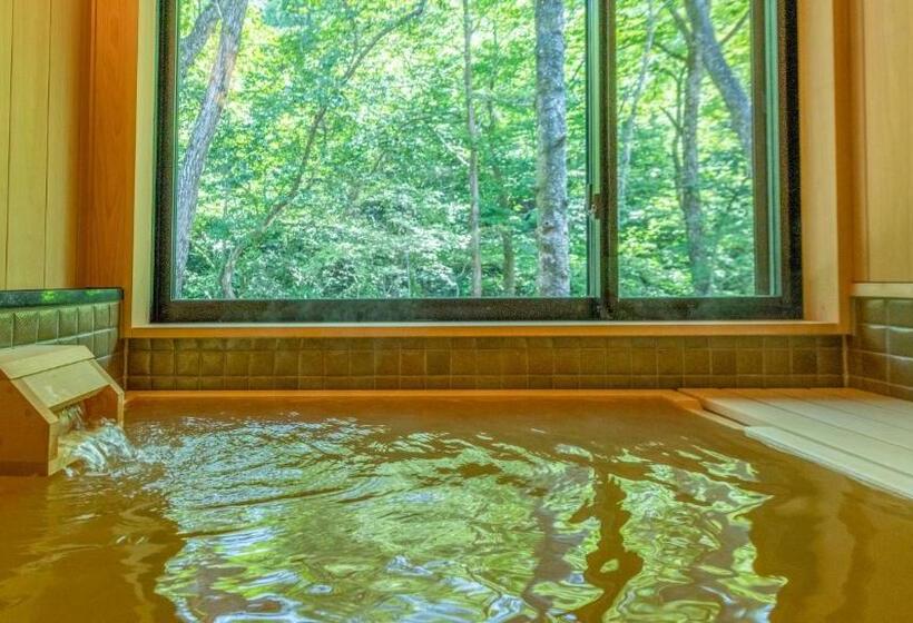 فندق Shionoyu Onsen Rengetsu