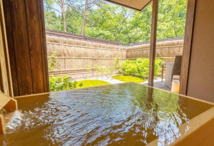 فندق Shionoyu Onsen Rengetsu