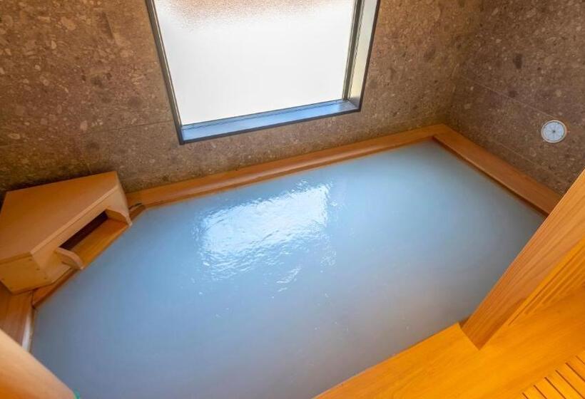 فندق Shionoyu Onsen Rengetsu