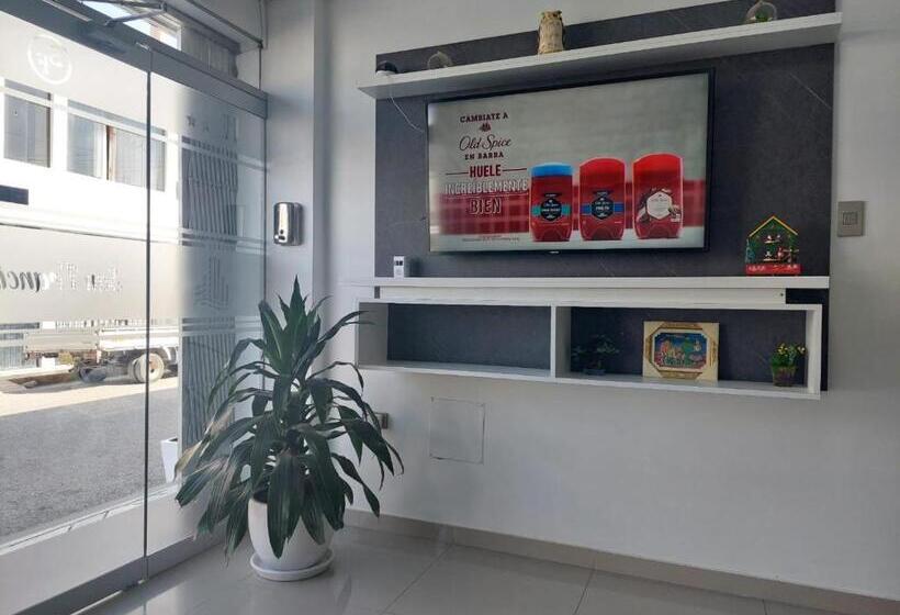 ホテル San Francisco   Moquegua