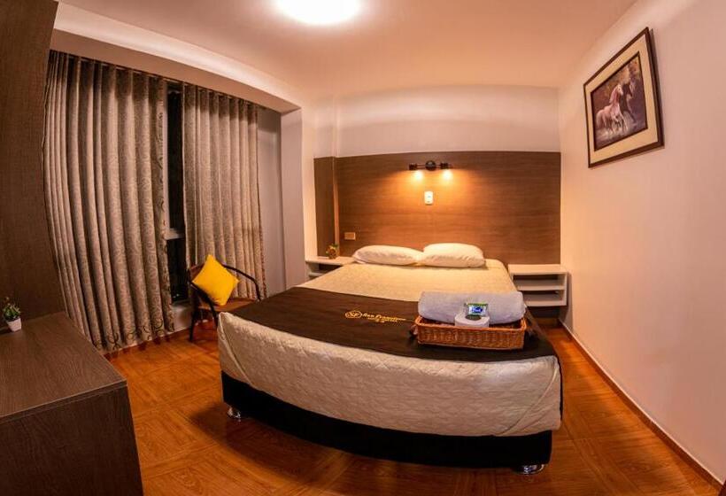 ホテル San Francisco   Moquegua