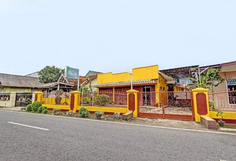 Hotelli Spot On 92018 Homestay Akbar Aufa Syariah