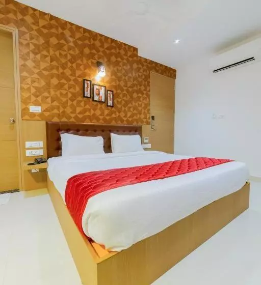 Hotelli Sri K Residency