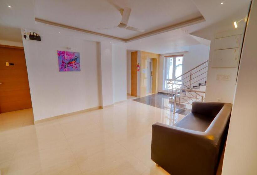 Отель Sri K Residency