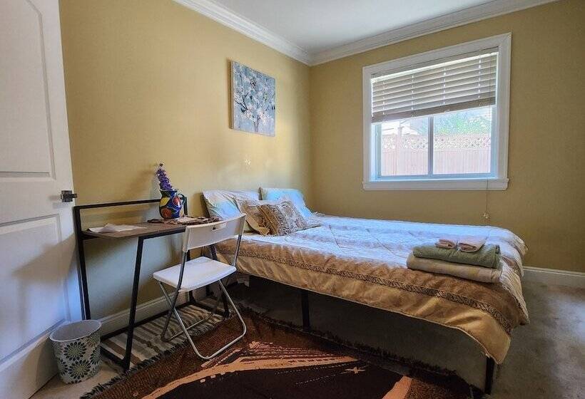 هتل Empress Palace