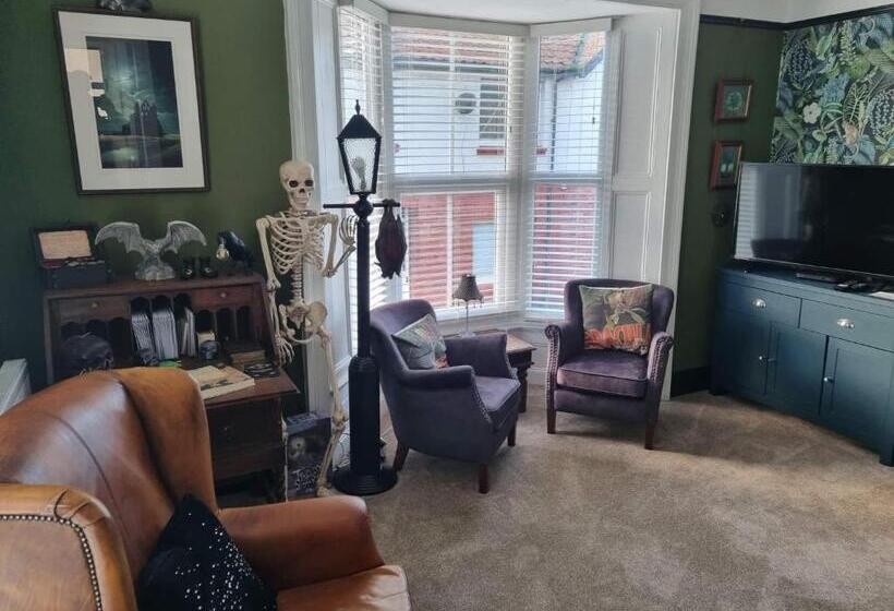 پانسیون Dracula Rooms