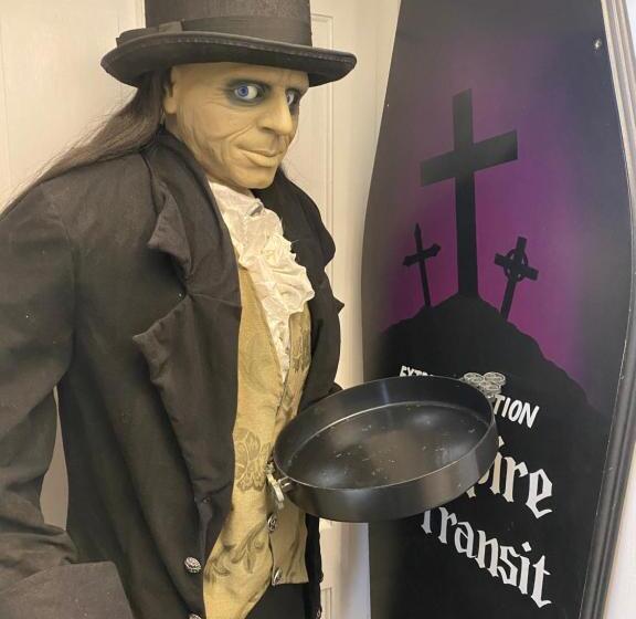 پانسیون Dracula Rooms