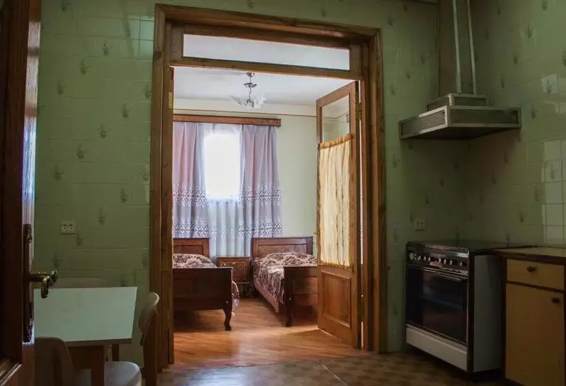 پانسیون Guest House Asmati