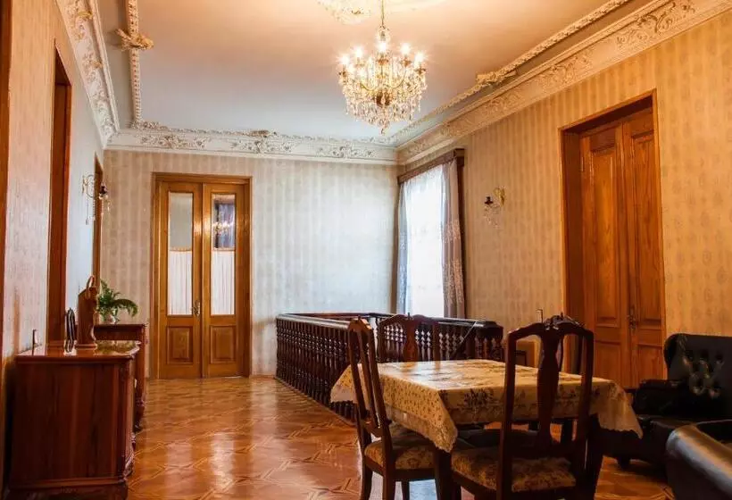 پانسیون Guest House Asmati