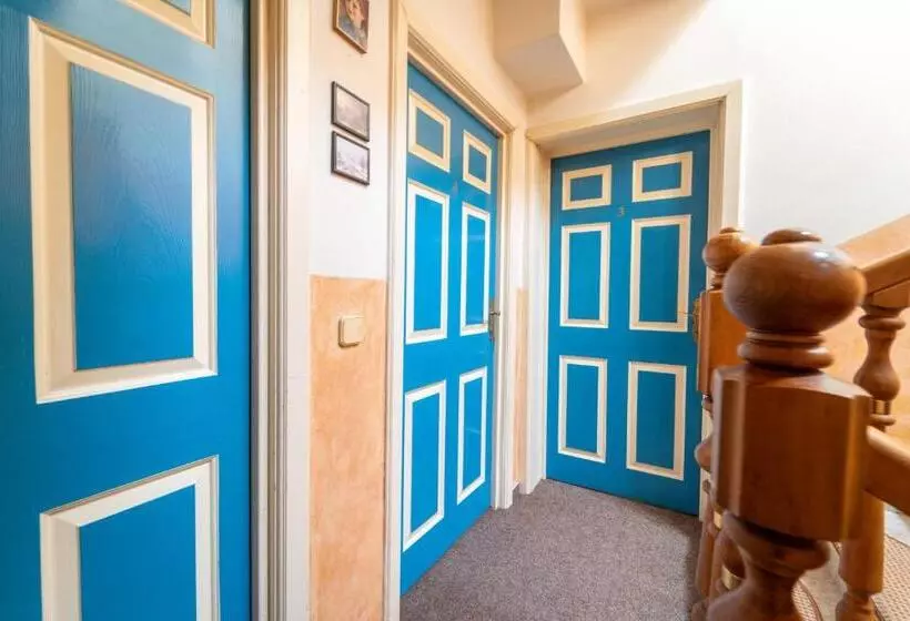 Majatalo Hotýlek Na Mýtě