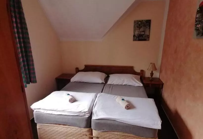 Majatalo Hotýlek Na Mýtě
