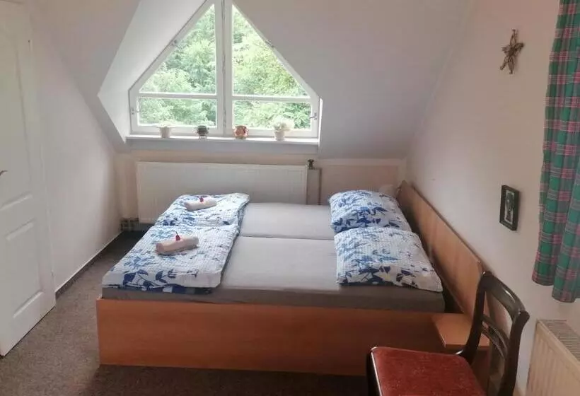 Majatalo Hotýlek Na Mýtě