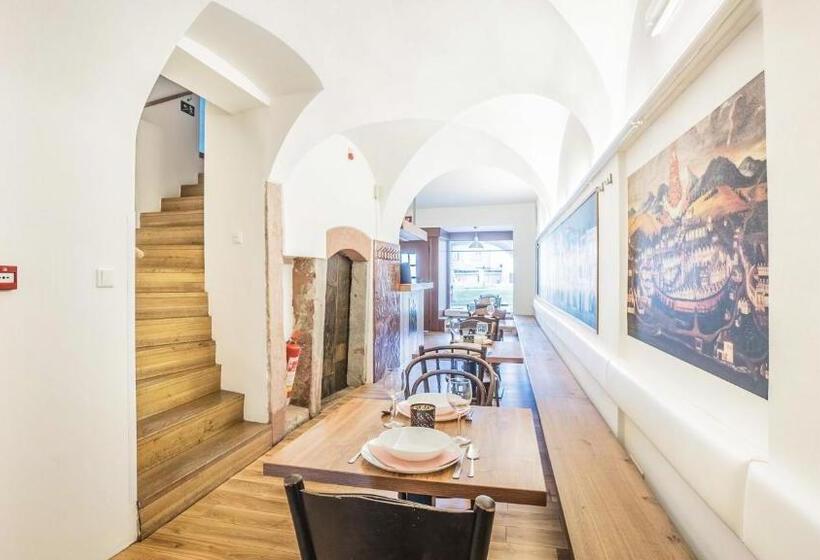 펜션 Penzion A Restaurace 14