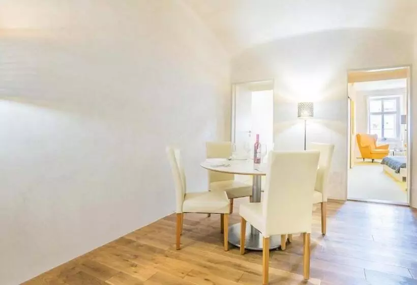 Majatalo Penzion A Restaurace 14