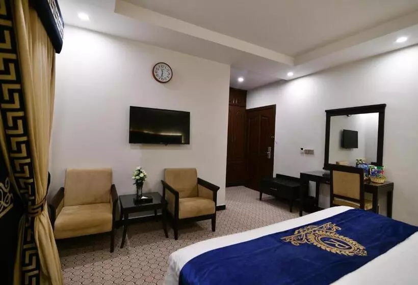 پانسیون Royal Regency