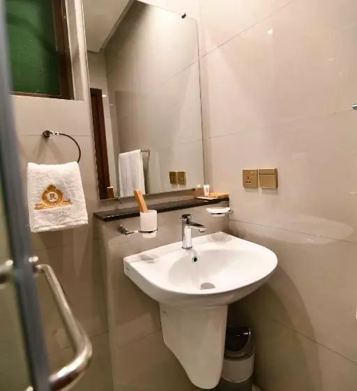 پانسیون Royal Regency