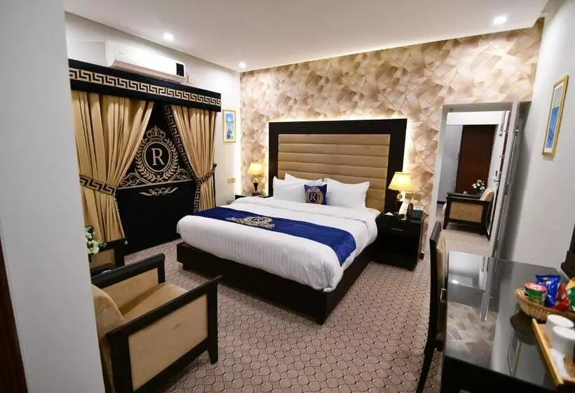 پانسیون Royal Regency