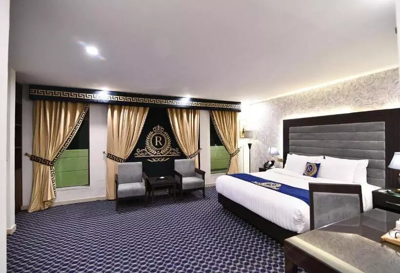 پانسیون Royal Regency