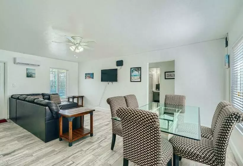 Singer Island Stunner 2 Br