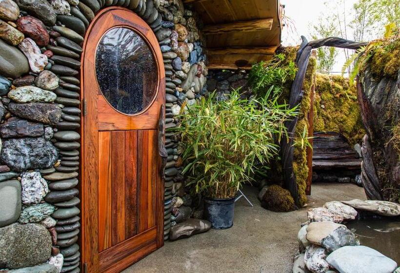 فندق صغير The Front Porch Hidden Oasis