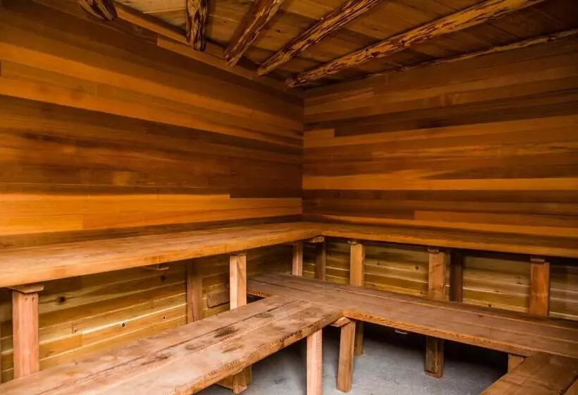 Retkeilymaja The Front Porch Hidden Oasis