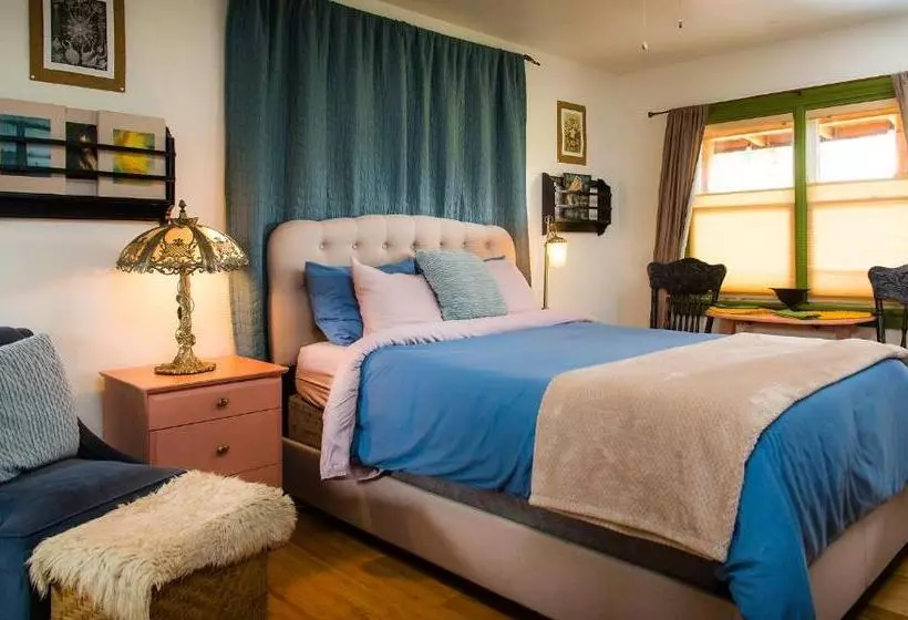 Retkeilymaja The Front Porch Hidden Oasis