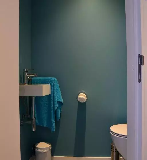تختخواب و صبحانه Bleus Nuit