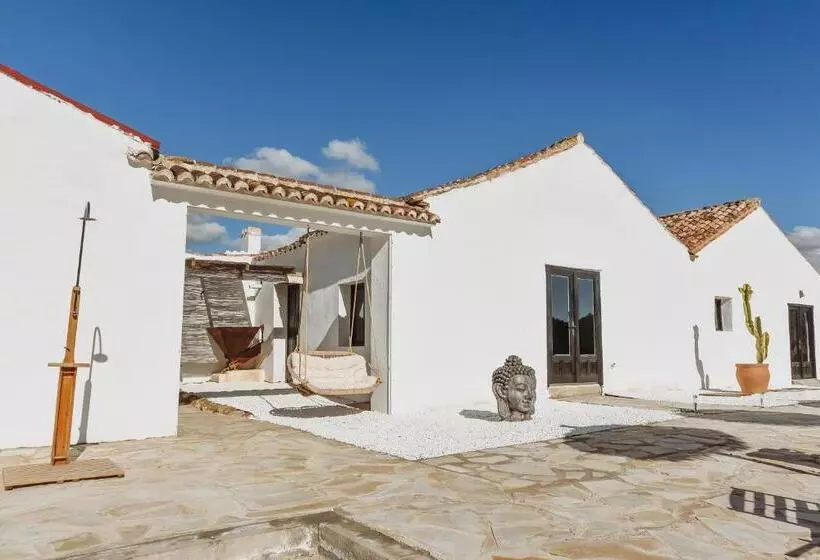 Bed and Breakfast Finca Elements