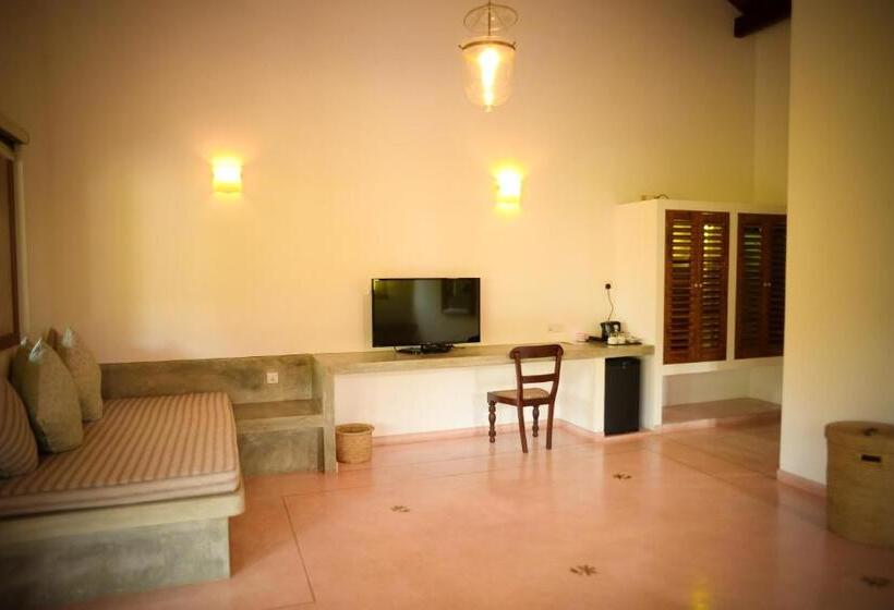 צימר Kingfisher Bamboo Garden Villa