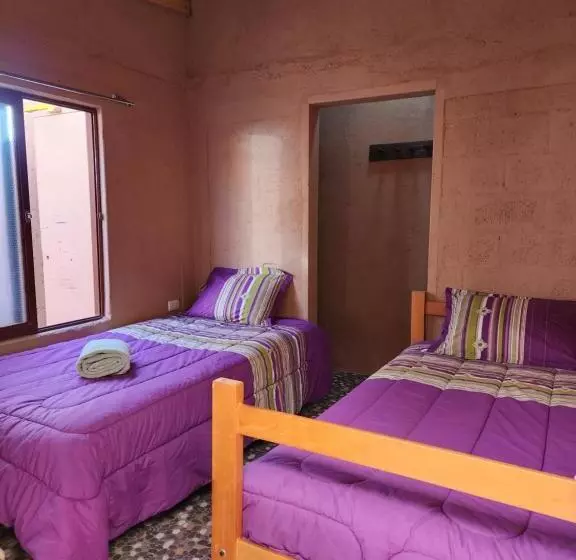 تختخواب و صبحانه Las Casas Hostel Atacama