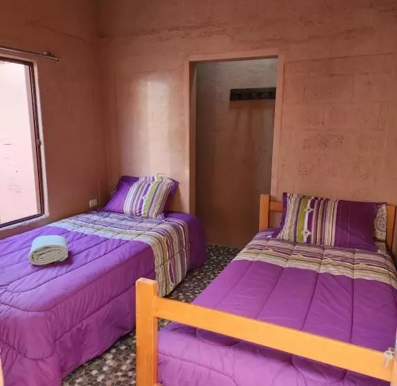 تختخواب و صبحانه Las Casas Hostel Atacama