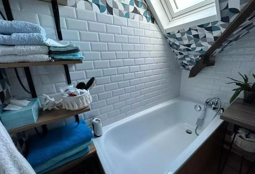 Aamiaismajoitus (B&B) Villa Les Buissonets