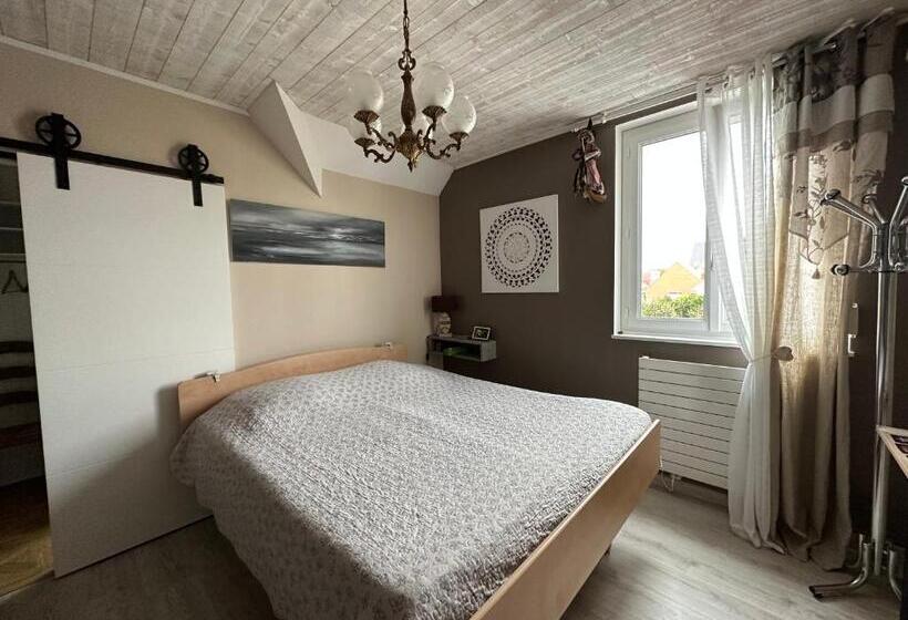 צימר Villa Les Buissonets