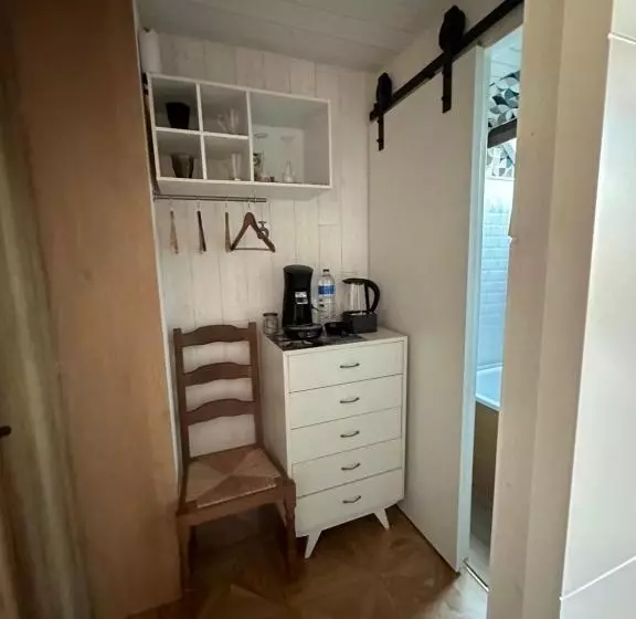 Aamiaismajoitus (B&B) Villa Les Buissonets