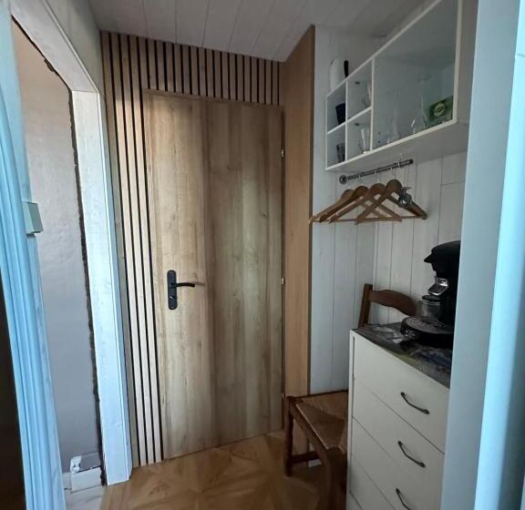 צימר Villa Les Buissonets