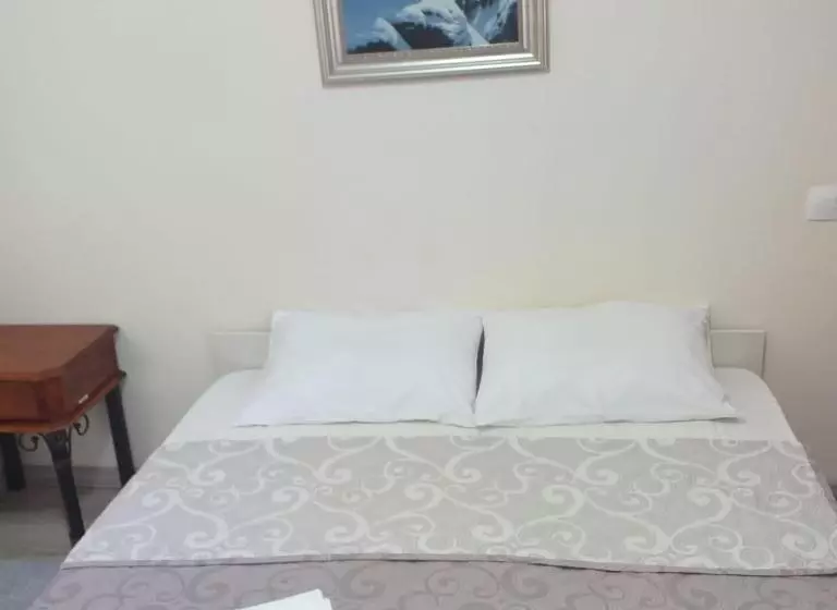 هتل гостиница ,,меркурий и к,