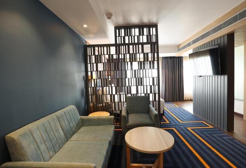 Hotel Holiday Inn Express & Suites Jaipur Gopalpura