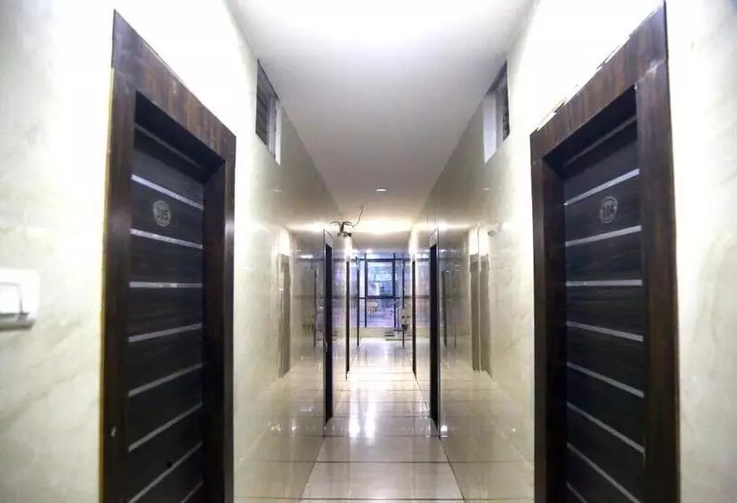 ホテル Mn Grand Shamshabad Airport Zone Hyderabad