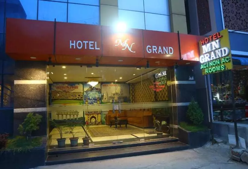 ホテル Mn Grand Shamshabad Airport Zone Hyderabad