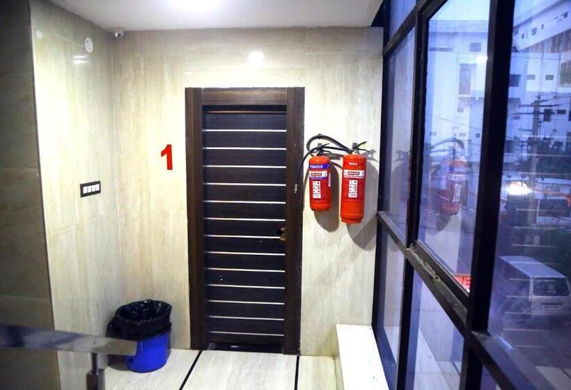 فندق Mn Grand Shamshabad Airport Zone Hyderabad