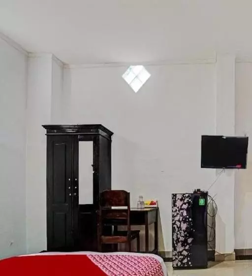 ホテル Oyo 91984 Taufik Kost Syariah