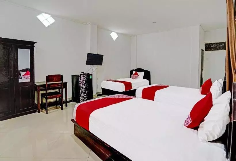 ホテル Oyo 91984 Taufik Kost Syariah