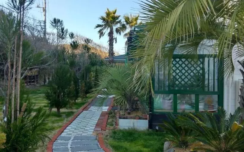 هتل Pension Le Passage   Vacation Stay 11300v