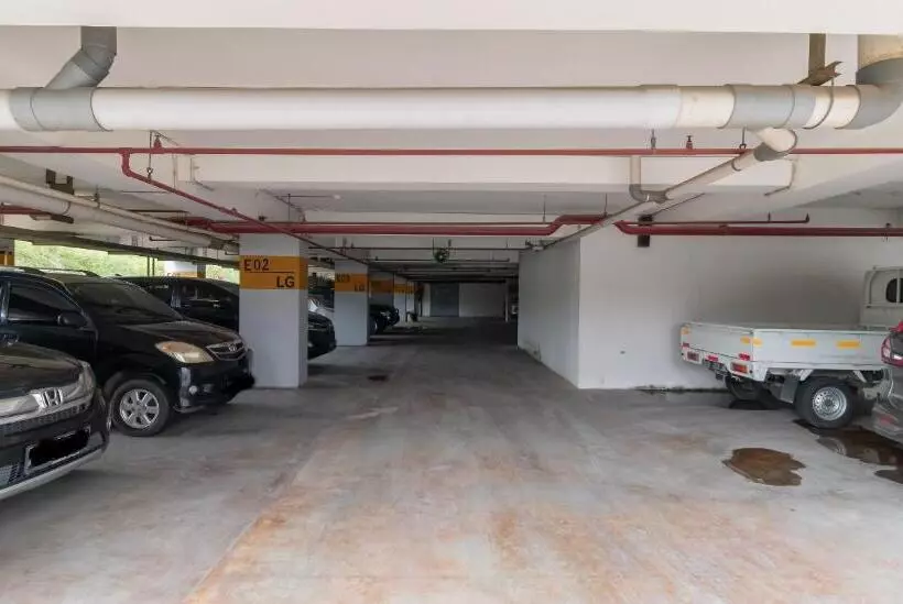 Hotelli Redliving Apartemen Gunung Putri   Sirooms