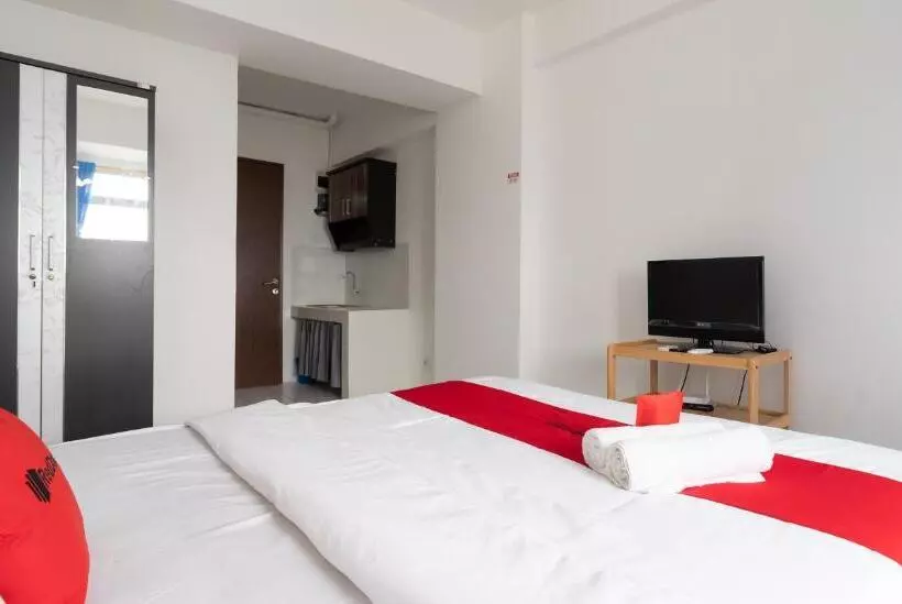 Hotelli Redliving Apartemen Gunung Putri   Sirooms