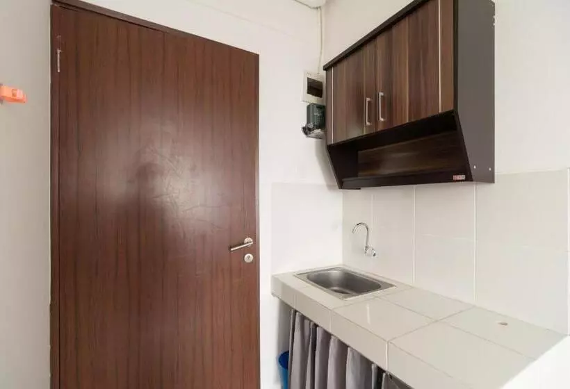 Hotelli Redliving Apartemen Gunung Putri   Sirooms