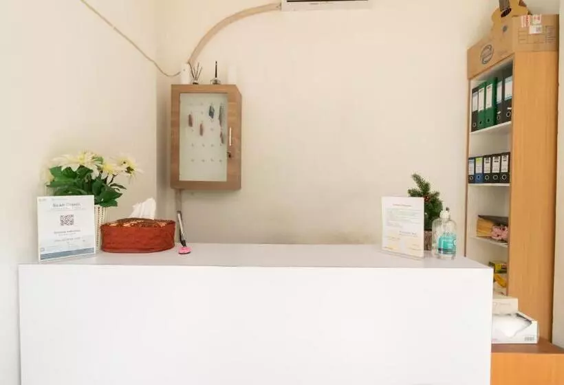 Hotelli Redliving Apartemen Gunung Putri   Sirooms