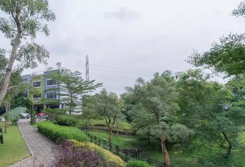 Hotelli Redliving Apartemen Gunung Putri   Sirooms