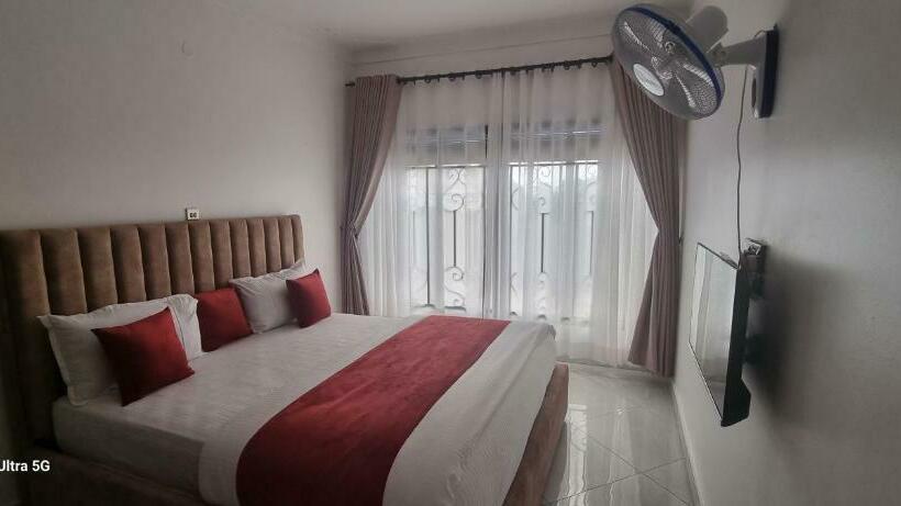 Отель Saffron Beach Bistro & Cottages